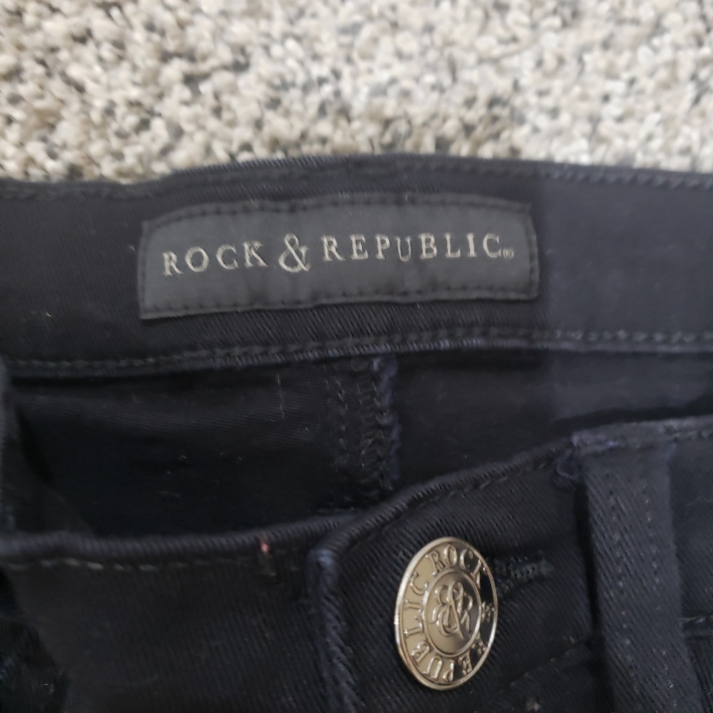 Rock & Republic Black Skinny Jeans. - Picture 4 of 4